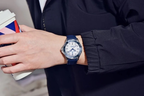 Zegarek automatyczny Pagani Design 1685 | Niebieski Seamaster 10 Bar Szafir